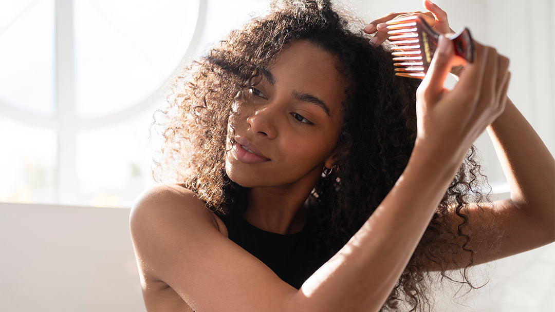 How to Avoid Shedding and Tangling in Wigs 6 How To Detangle A Wig? Tips To Prevent Your Hair From Tangling – Hermosa Hair